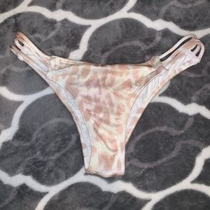 Victoria’s Secret Cheeky Bikini Botton